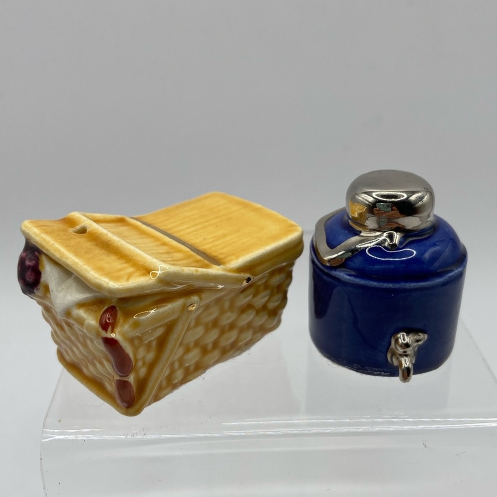 Arcadia Ceramics Picnic Basket Thermos Jug Salt Pepper Shaker Set